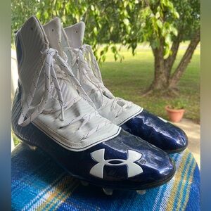 Under Armour Highlight Football Cleats, Navy and White, Size 12.5. EUC.